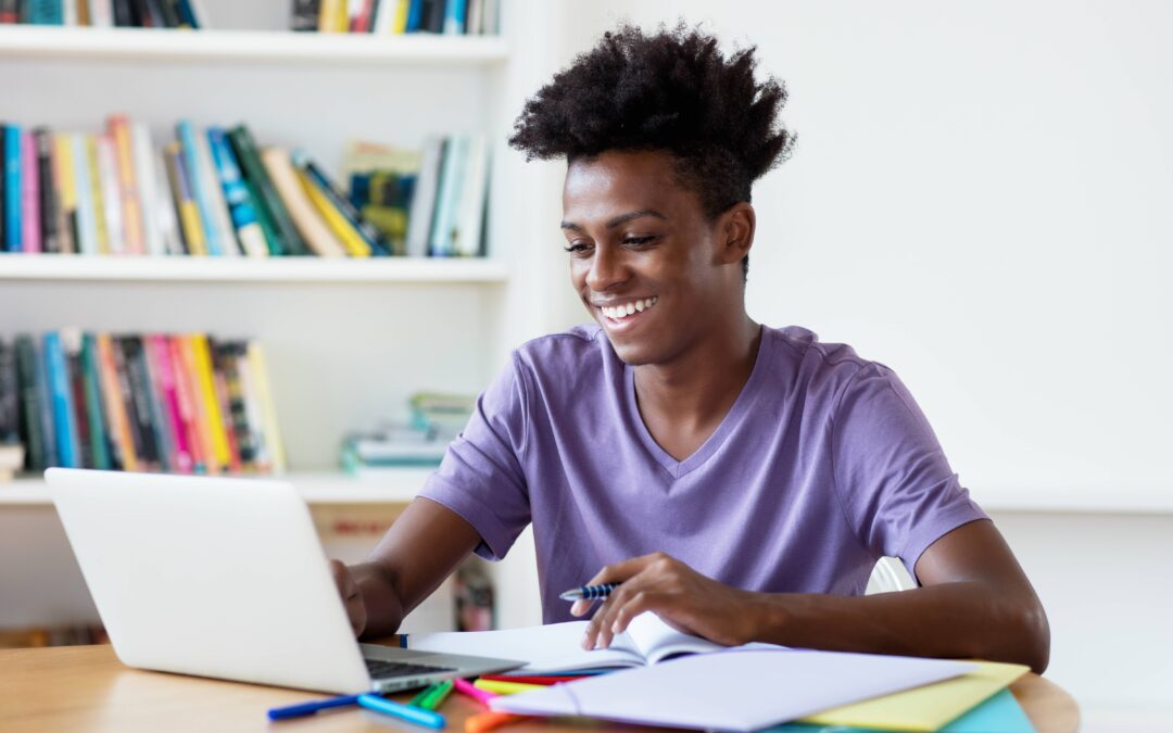 Scholarships You Can Apply for Every Year (Not Just Once)￼