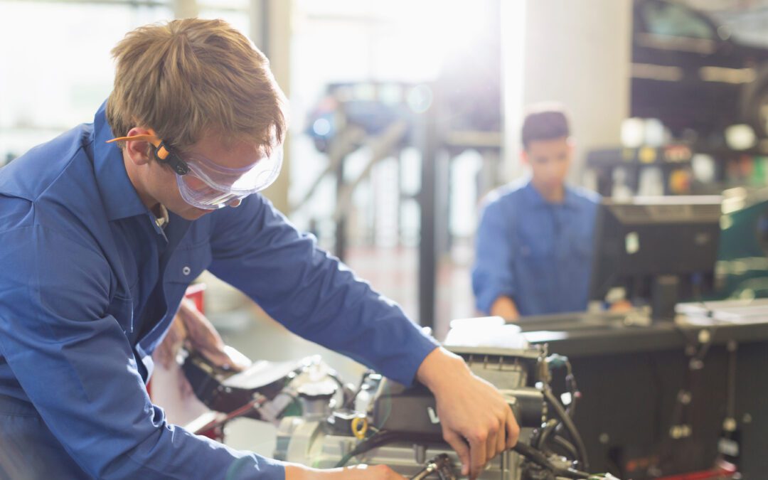 Scholarships for Trade and Technical School Students